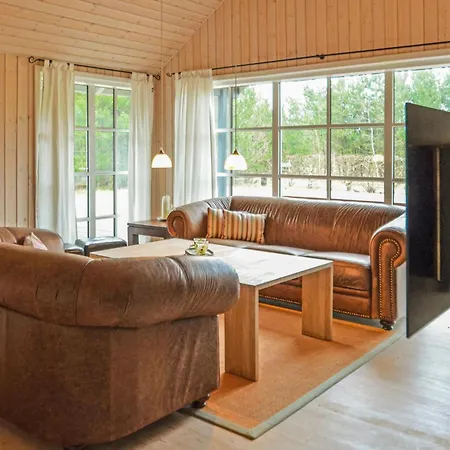 3 Bedroom Beautiful In Hurup Thy Feriehus Sønder Ydby