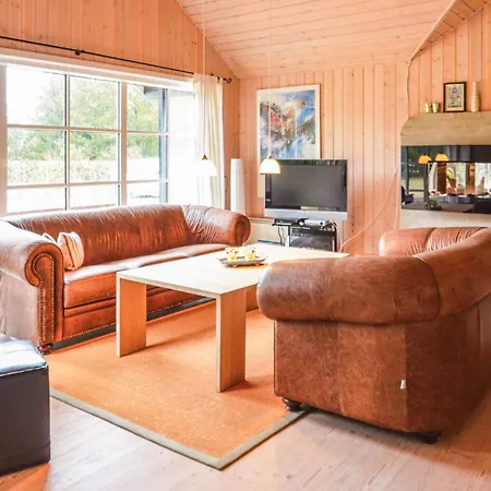 3 Bedroom Beautiful In Hurup Thy *